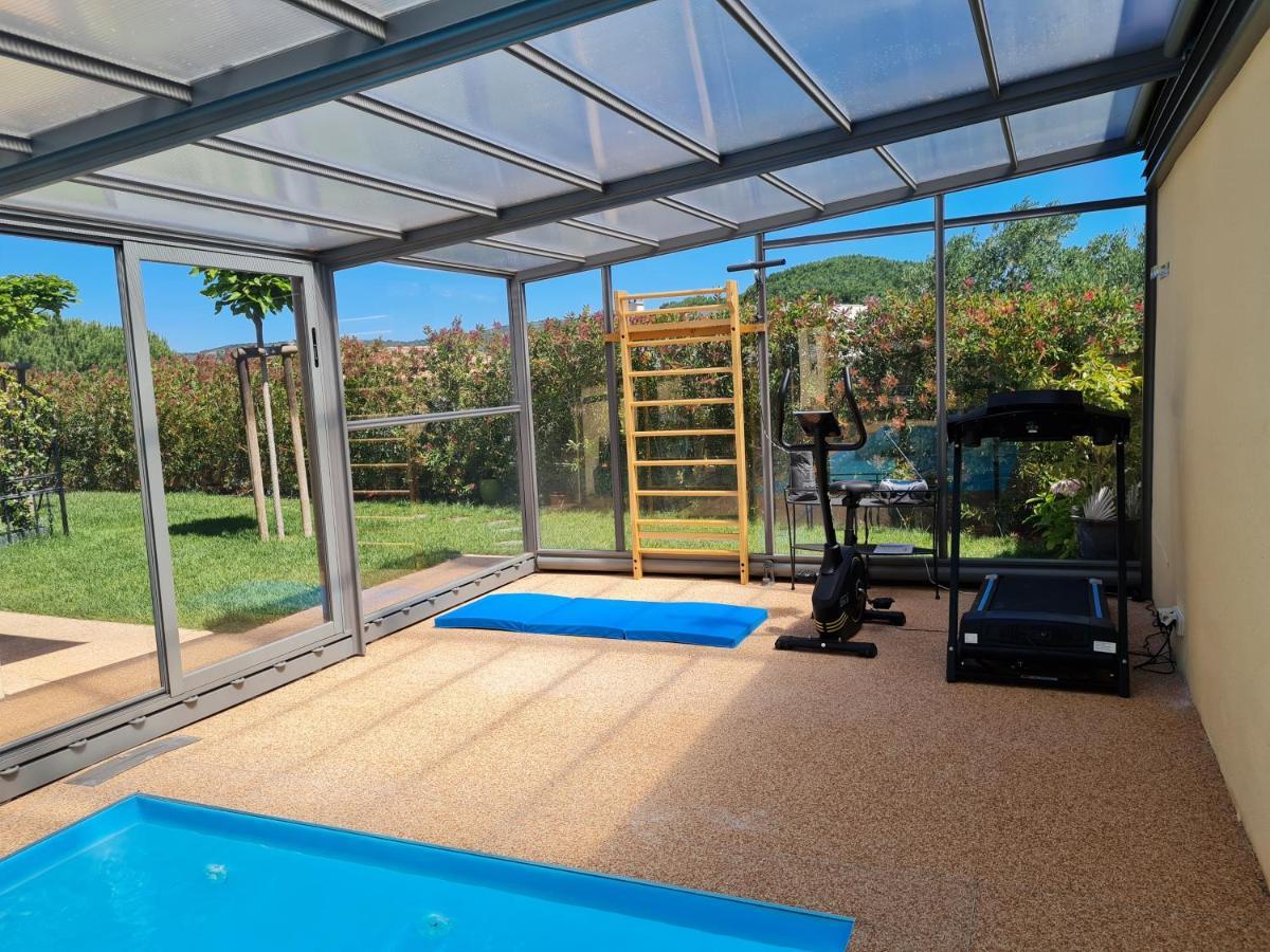 Chambres d'hôtes B&B La Bergeronnette avec piscine couverte chauffée Bizanet Exterior foto